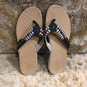 Sperry Flip Flops